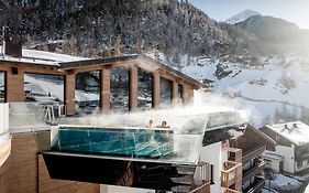 Das Central – Alpine . Luxury . Life Sölden 5*